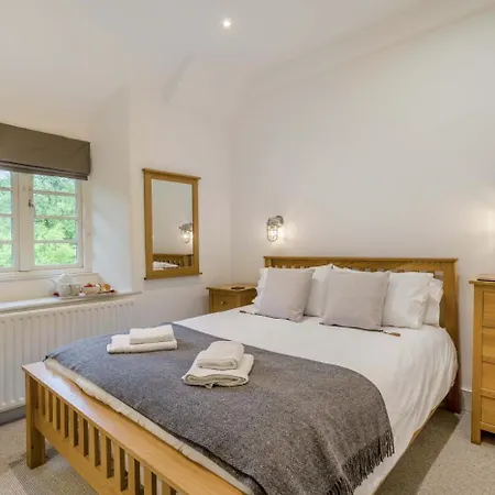 3 Bed In Skelwith Bridge Oc-lr130 *